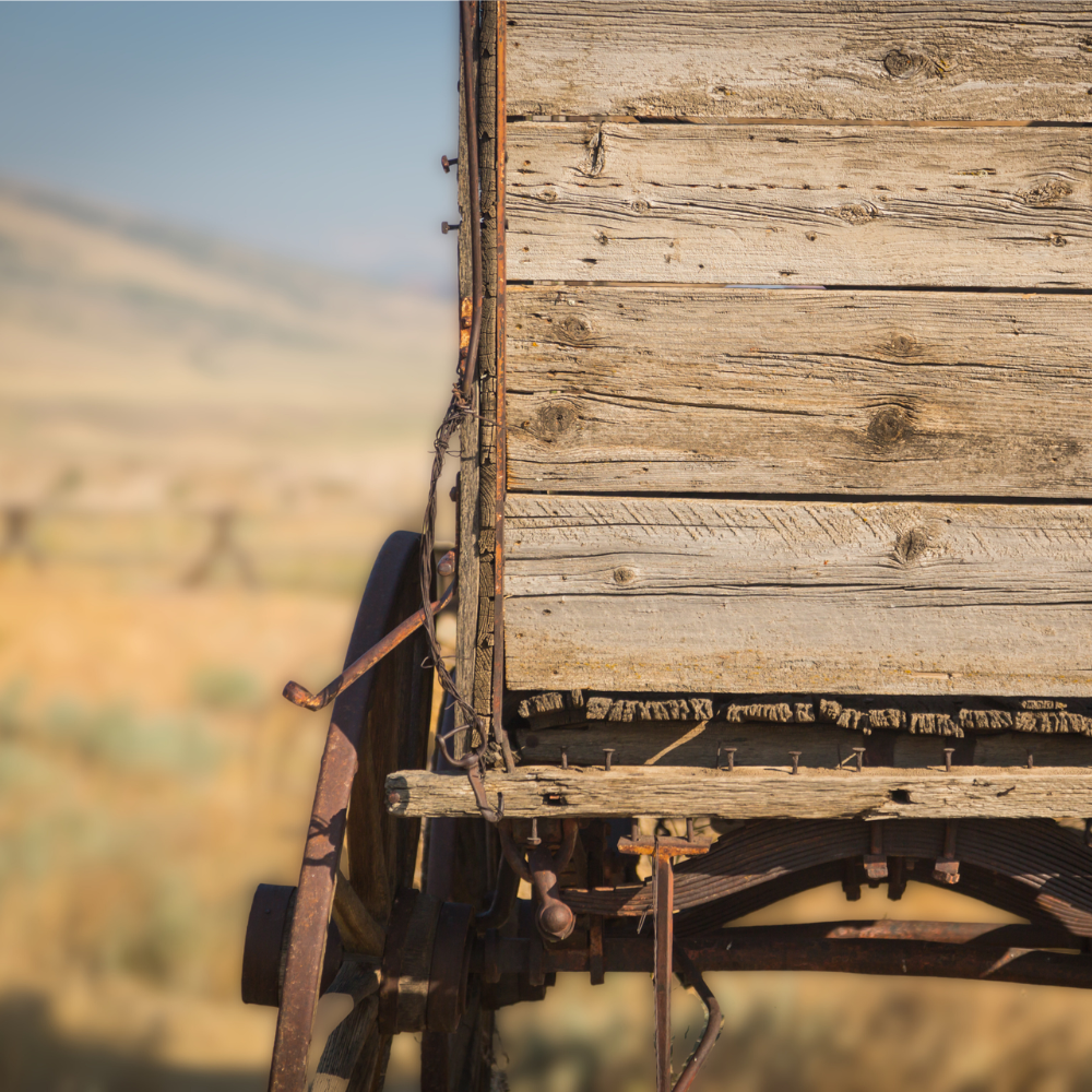 The concept of mobile food service evolved in the late 19th century with the start of chuck wagons in the American West.